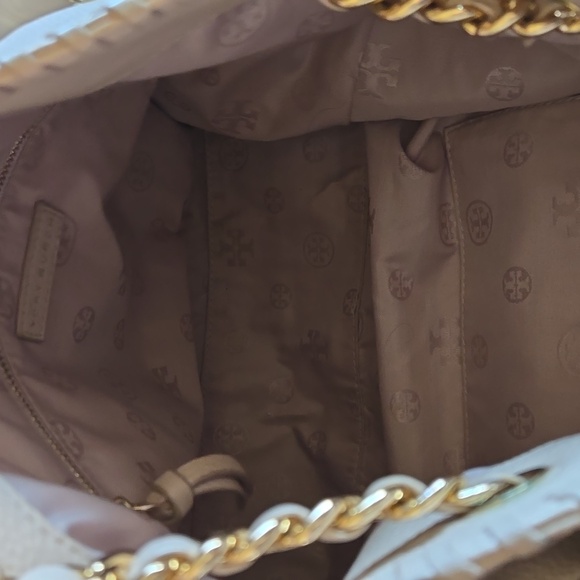 Tory Burch Marion Slouchy Tote - Picture 12 of 16